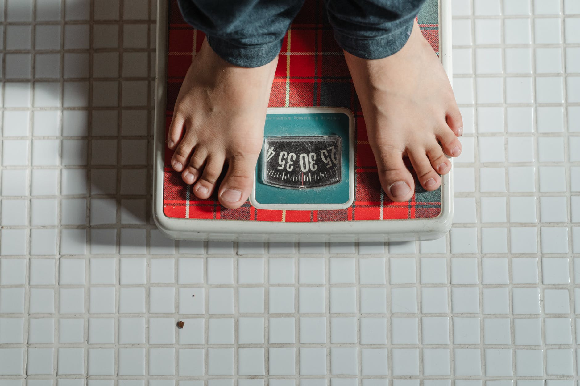 Masuk Usia 40-an Makin Sulit Menurunkan Berat Badan, Ini Penyebabnya