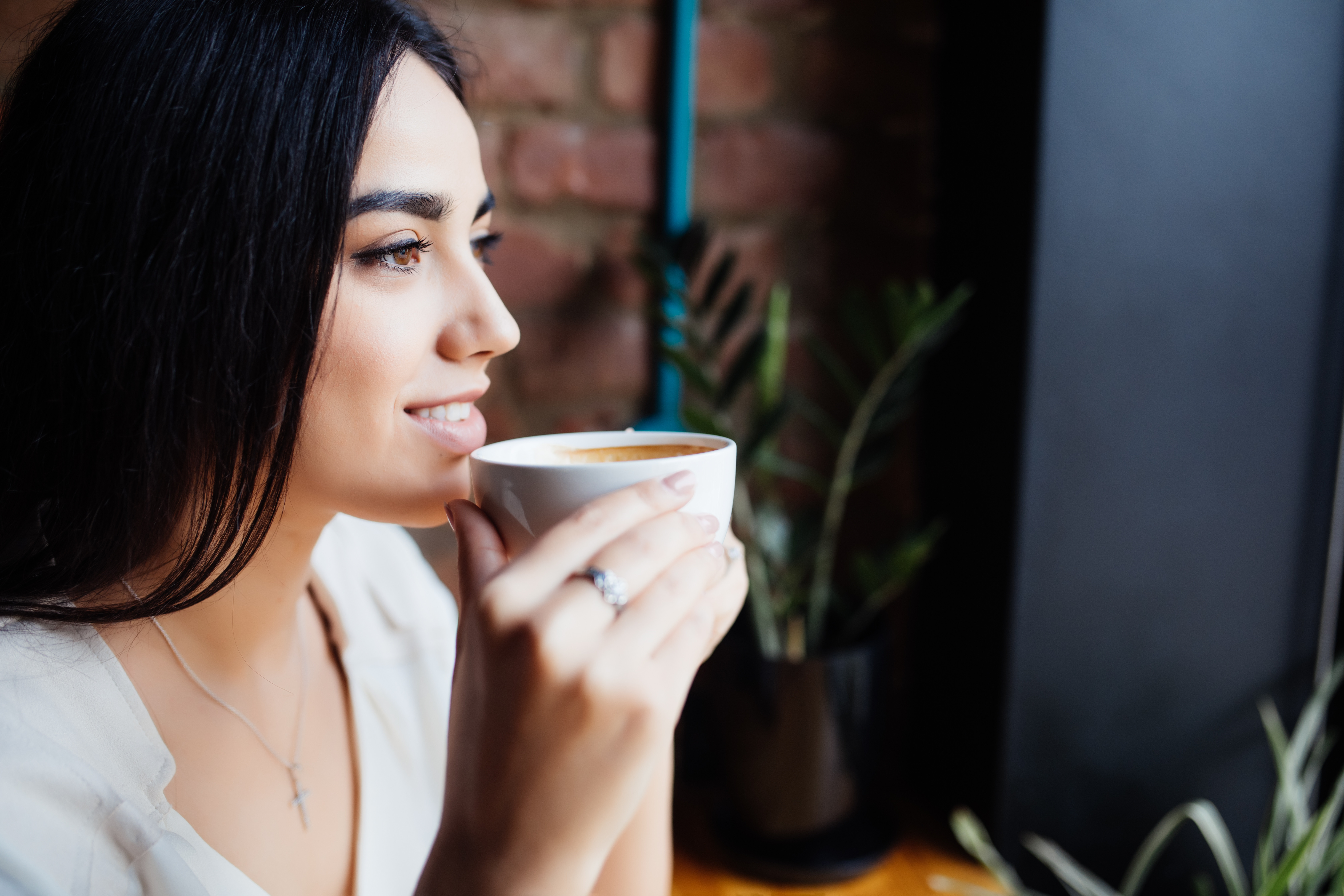 Bolehkah Minum Kopi Setiap Hari? Kenali Manfaat dan Efek Sampingnya