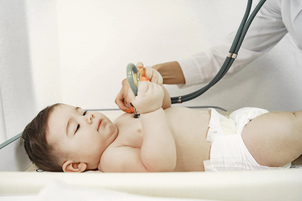 Ketahui Manfaat dan Jadwal Vaksin Rotavirus Anak