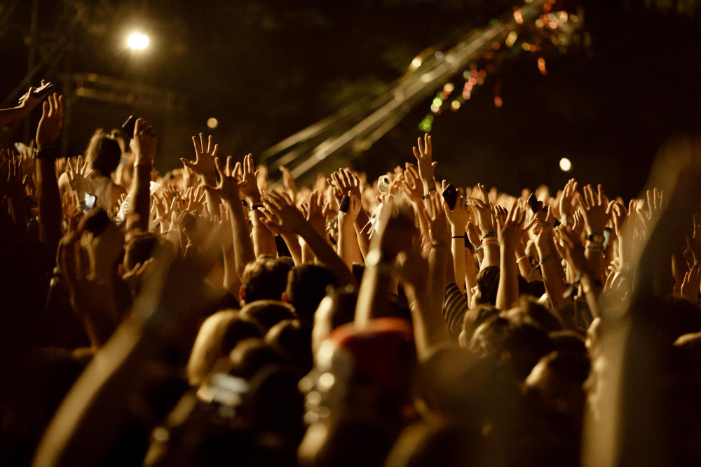 Tips Persiapan Menonton Konser Agar Tubuh Tetap Fit