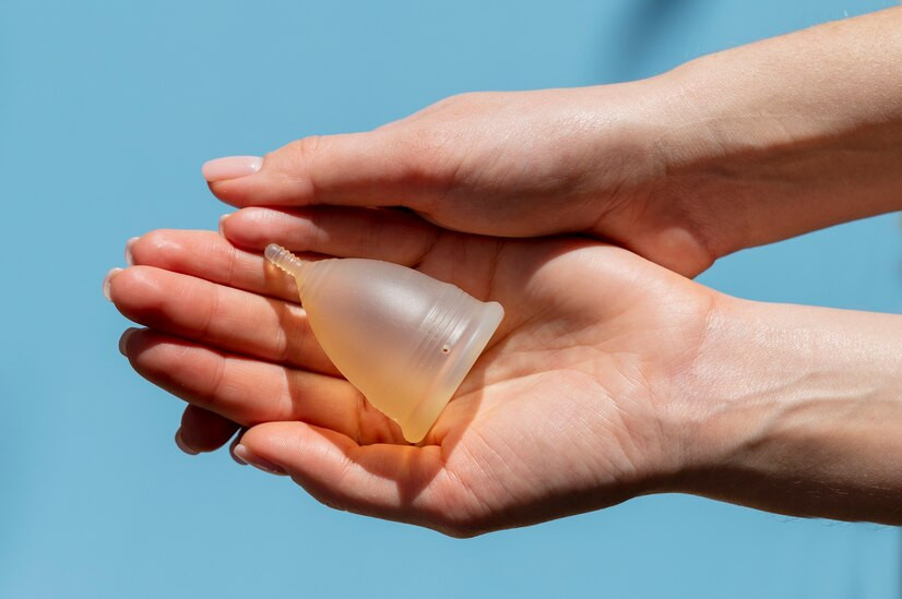 Kelebihan dan Kekurangan Menggunakan Menstrual Cup saat Haid 