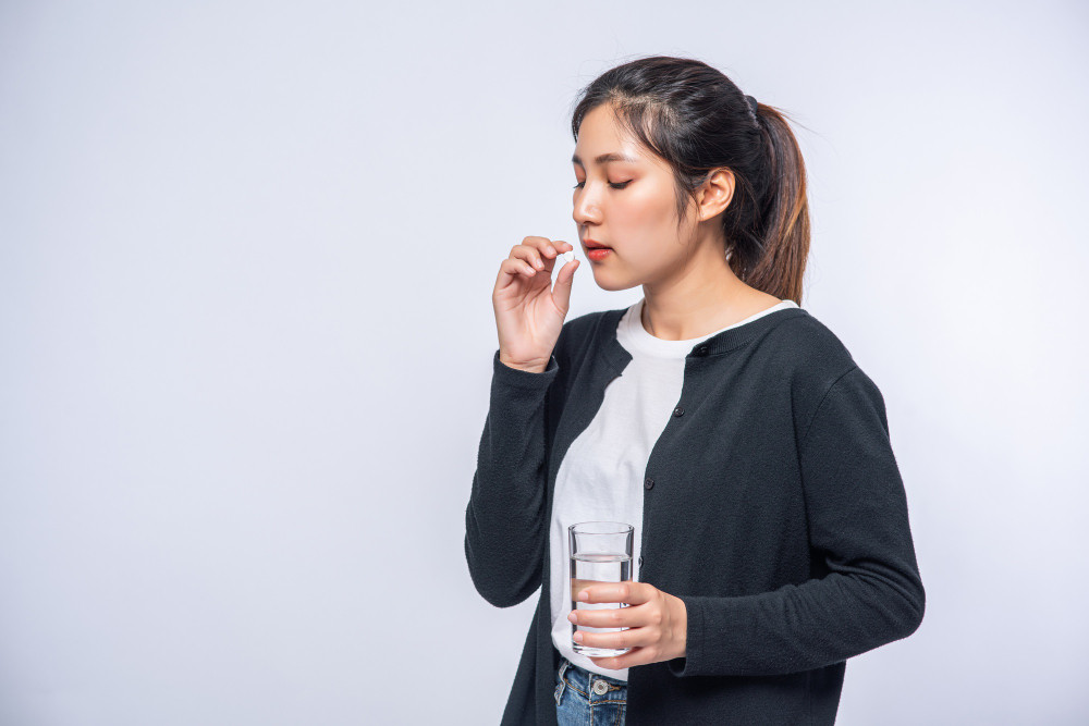 Mengapa Ada Obat yang Diminum Sebelum Makan dan Setelah Makan?