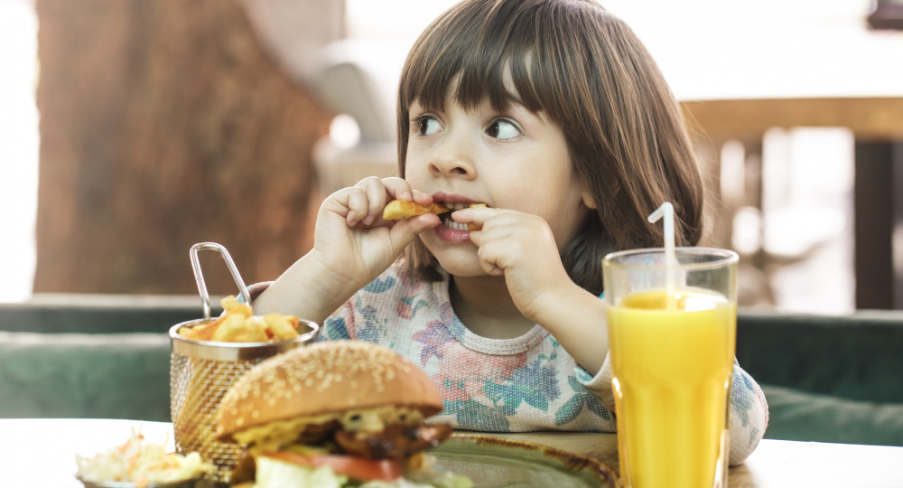 Mungkinkah Anak-Anak Mengalami Kolesterol Tinggi?