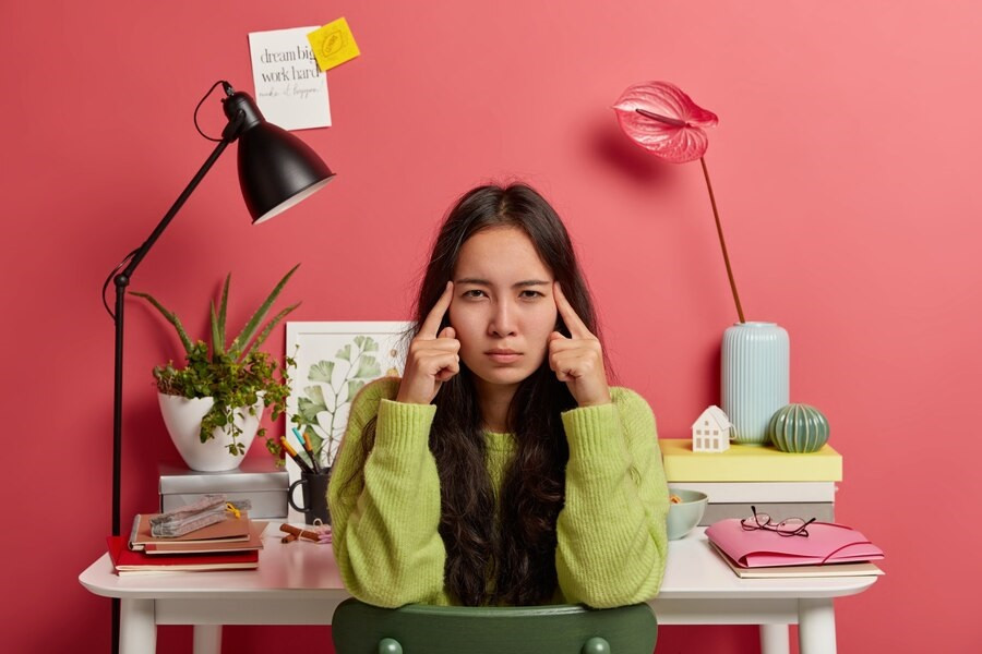 Tanda-Tanda Fisik Bila Wanita Sedang Stres
