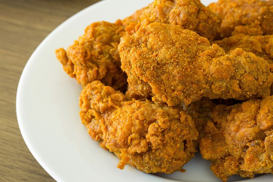 Benarkah Gemar Makan Ayam Goreng Krispi Menyebabkan Gagal Ginjal?