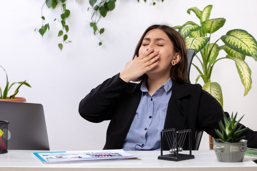Cara Efektif Mencegah Afternoon Slump, Rasa Kantuk dan Lelah di Siang Hari