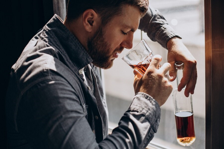 Tips Berhenti Minum Minuman Beralkohol