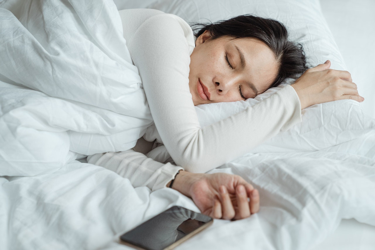 Mengenal White Noise dan Manfaatnya bagi Pengidap Susah Tidur