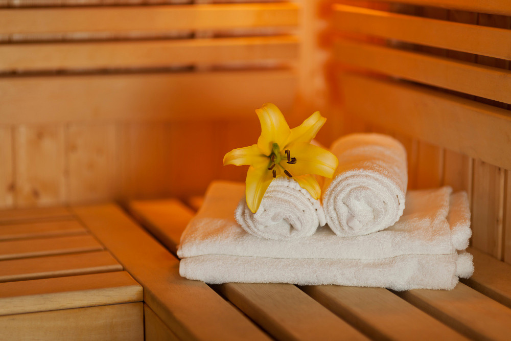 4 Manfaat Mandi Uap di Sauna bagi Kesehatan